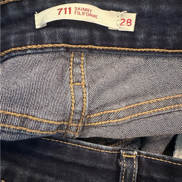 Levi Stauss & Co. 711 Skinny Jeans - Picture 8 of 8